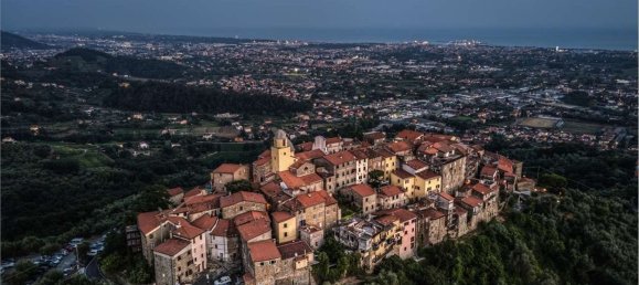 6 rooms House in Luni, Italy No. 99195 37