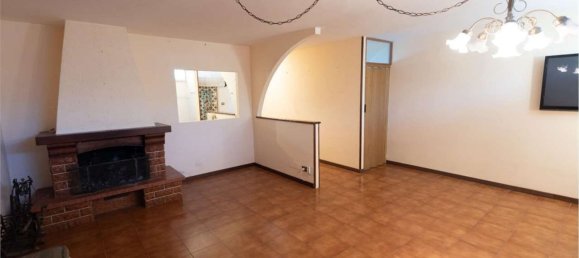 6 rooms House in Luni, Italy No. 99195 18