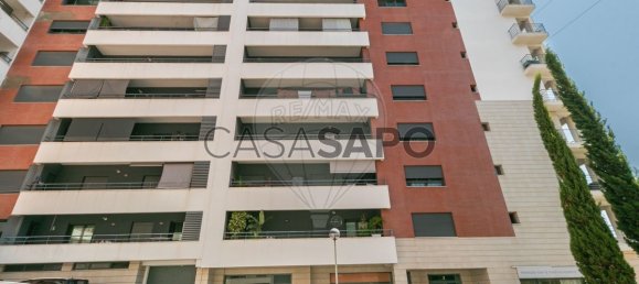 129m² Commercial property in Odivelas, Portugal No. 230405 4