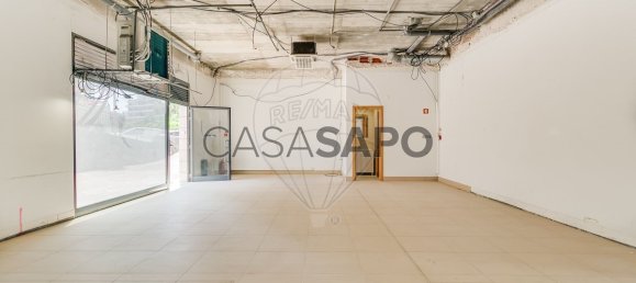 129m² Commercial property in Odivelas, Portugal No. 230405 14