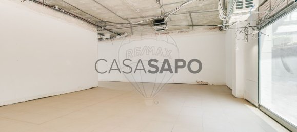 129m² Commercial property in Odivelas, Portugal No. 230405 12