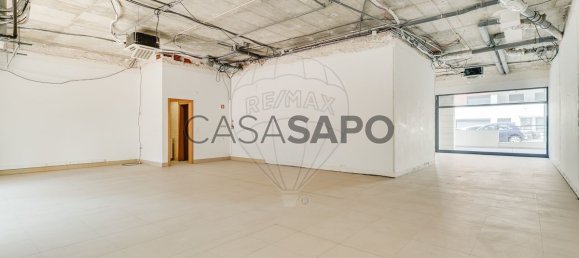 129m² Commercial property in Odivelas, Portugal No. 230405 11