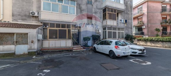 1 bedroom Apartment in San Giovanni la Punta, Italy No. 66471 3