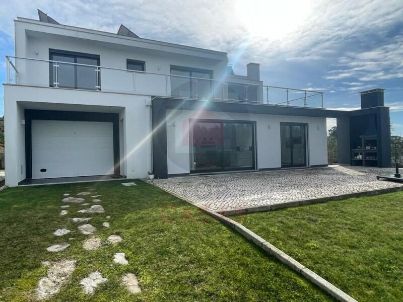 4 bedrooms Villa in Caldas da Rainha, Portugal No. 140564