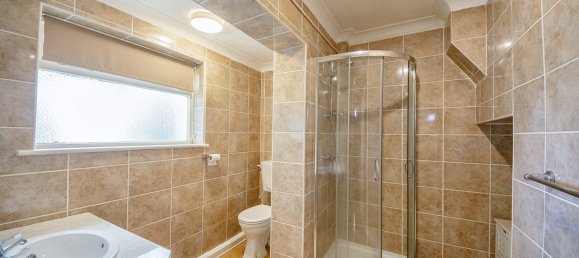  House in Leverington, United Kingdom No. 1983 19