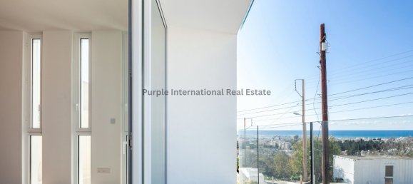 4 bedrooms Villa in Paphos, Cyprus No. 1446 8