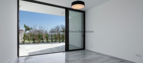 4 bedrooms Villa in Paphos, Cyprus No. 1446 18