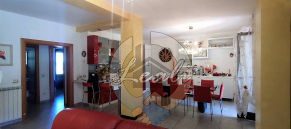 6 rooms House in Tolentino, Italy No. 126448 5