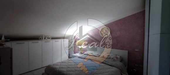 6 rooms House in Tolentino, Italy No. 126448 19