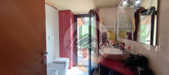 6 rooms House in Tolentino, Italy No. 126448 23