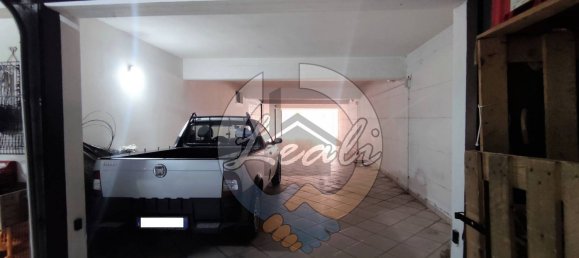 6 rooms House in Tolentino, Italy No. 126448 45