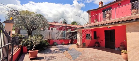 6 rooms House in Tolentino, Italy No. 126448 35