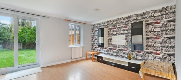 Casa T3 em Feltham, United Kingdom N.º 9832 4