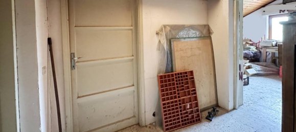 5-Zimmer Villa in Orino, Italy, Nr. 24438 31