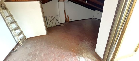 4 Schlafzimmer Haus in Cascina, Italy, Nr. 380655 8