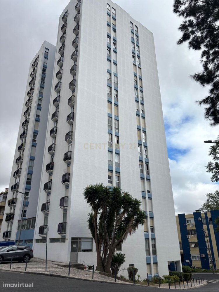 3 Schlafzimmer Wohnung in Odivelas, Portugal, Nr. 340274