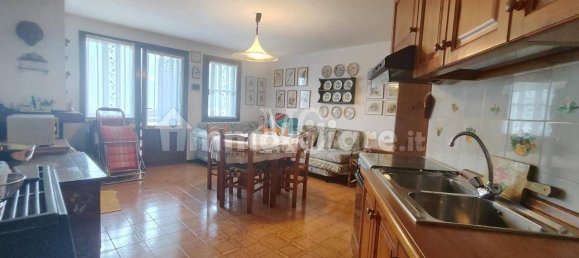 Dúplex de 2 dormitorios en Vallarsa, Italy No. 335358 3