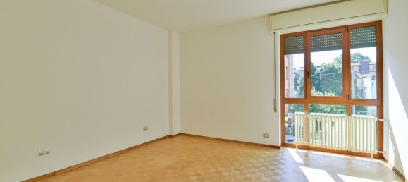 Apartamento de 3 dormitorios en Monza, Italy No. 364634 17