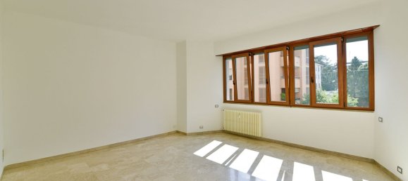 Apartamento de 3 dormitorios en Monza, Italy No. 364634 4