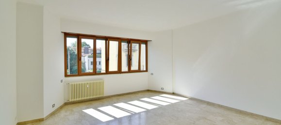 Apartamento de 3 dormitorios en Monza, Italy No. 364634 3