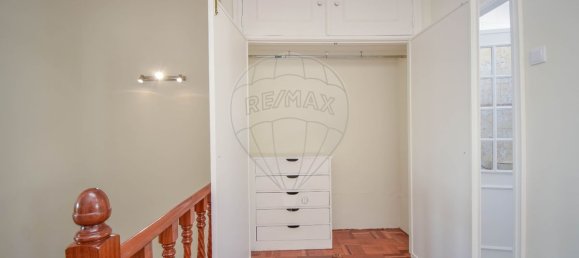 Dúplex de 4 dormitorios en Lisbon, Portugal No. 10656 10