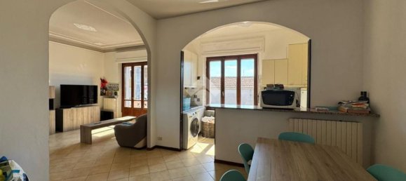 4 rooms Apartment in Vercelli, Italy No. 299336 4