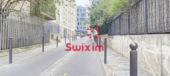 2 bedrooms Apartment in Paris, France No. 143607 3