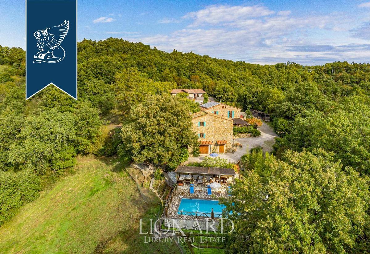 7 غرف نوم فندق في Montieri, Italy رقم 17557