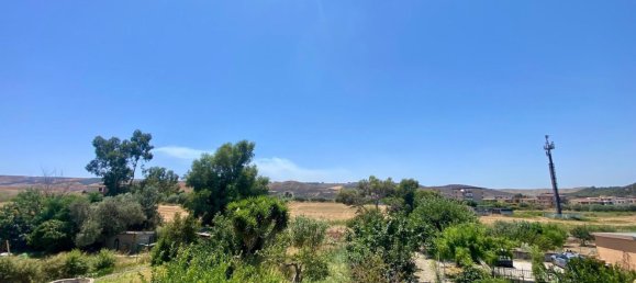 5 rooms Apartment in Crotone, Italy No. 268027 4