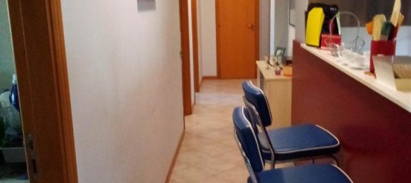 4-salle Appartement à Gravina di Catania, Italy No. 173574 12