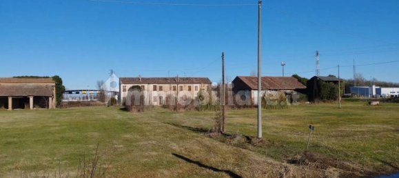 5 غرف نوم منزل في Piacenza d'Adige, Italy رقم 198897 14