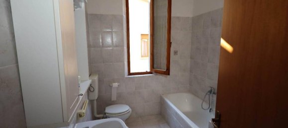 12 rooms House in Torrita di Siena, Italy No. 78729 38