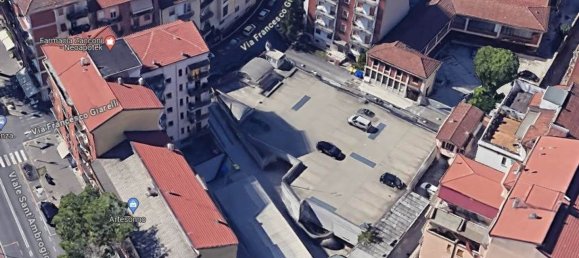 500m² Garage in Piacenza, Italy No. 208486 4
