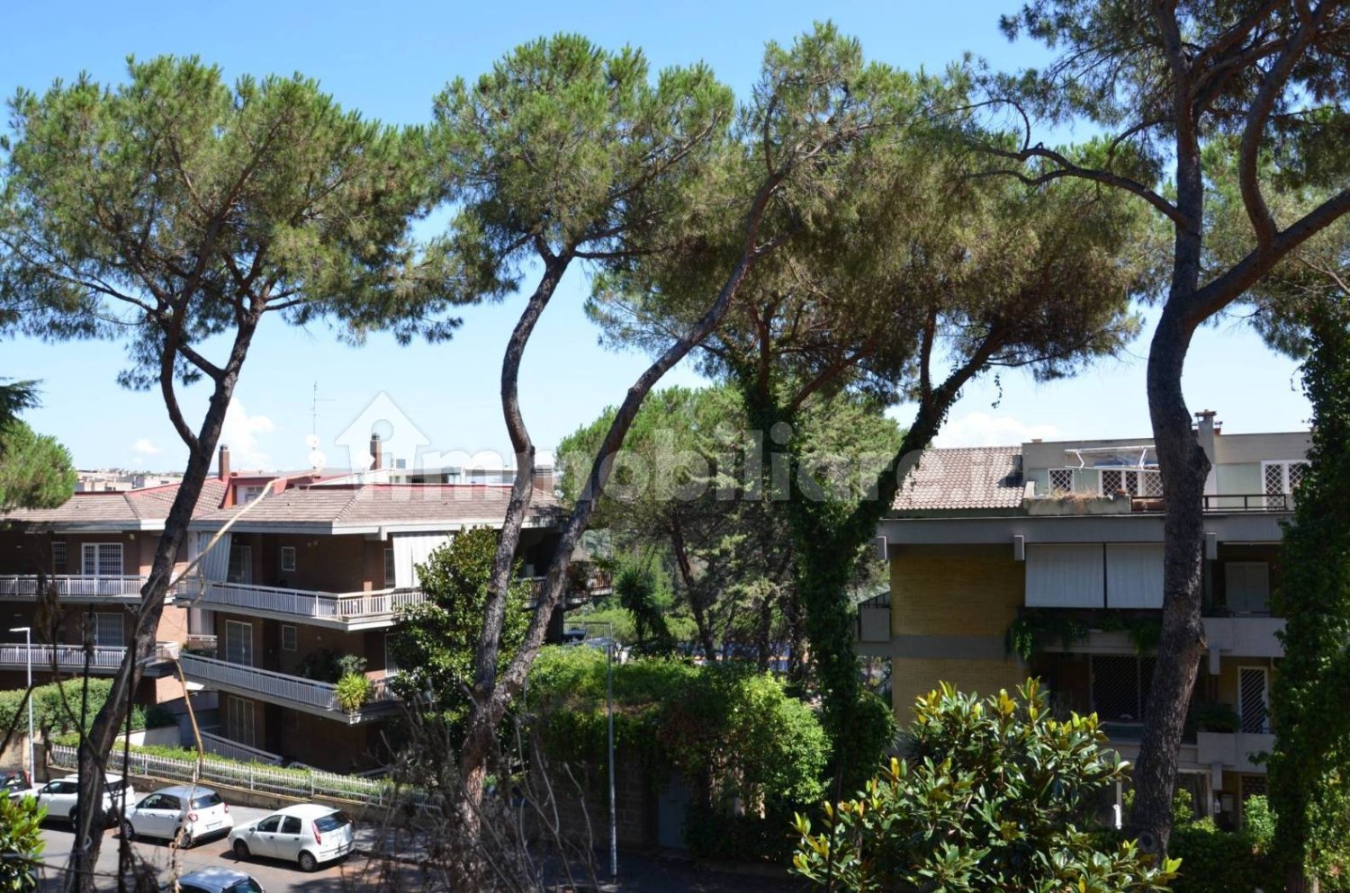 3 bedrooms Apartment in Rome, Italy No. 276380