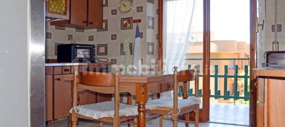 3 bedrooms Apartment in Rome, Italy No. 276380 4