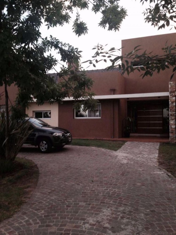 Casa T4 em San Vicente, Argentina N.º 51163