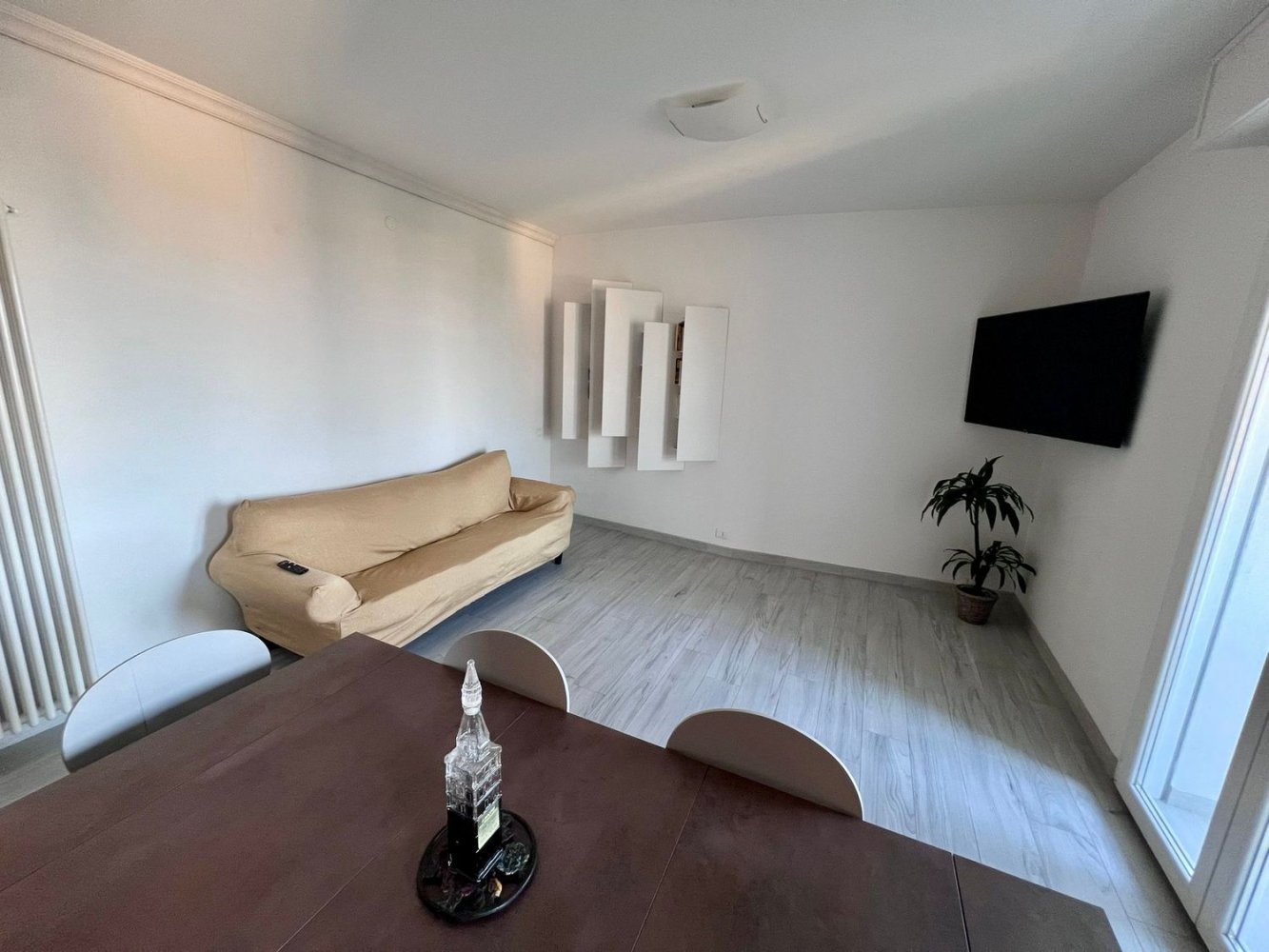 3 rooms Apartment in Modena, Italy No. 267501