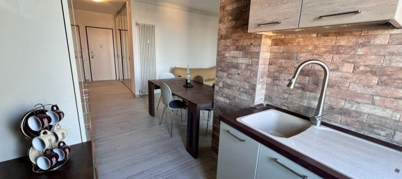 3 rooms Apartment in Modena, Italy No. 267501 3