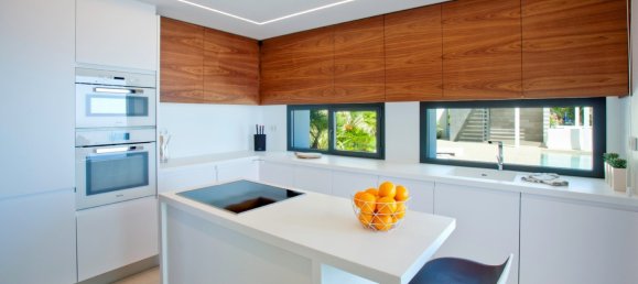 3 bedrooms Villa in Benitachell, Spain No. 21336 8