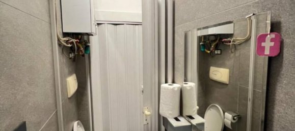 2 rooms Commercial property in Naples, Italy No. 258271 9