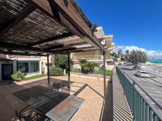 5 rooms Apartment in Anzio, Italy No. 48602