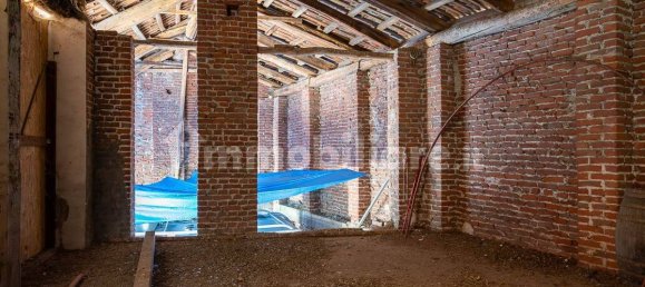 2 bedrooms Villa in Moncalieri, Italy No. 335437 10