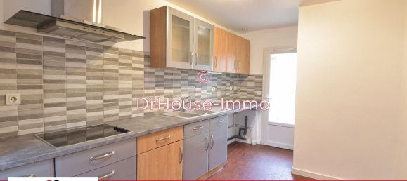 3 bedrooms Townhouse in Bonnieres-sur-Seine, France No. 179812 5