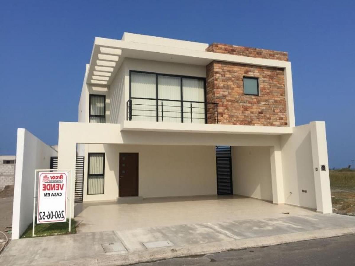 3 bedrooms House in Veracruz, Mexico No. 223959