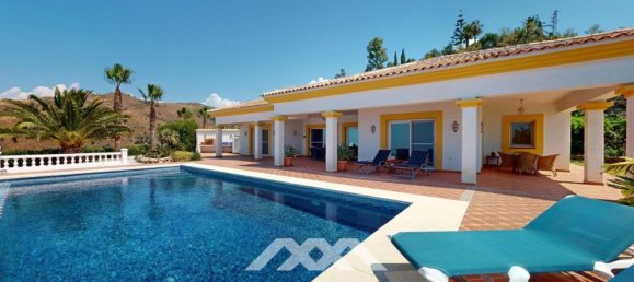 3 bedrooms Villa in Algarrobo, Spain No. 57197 3