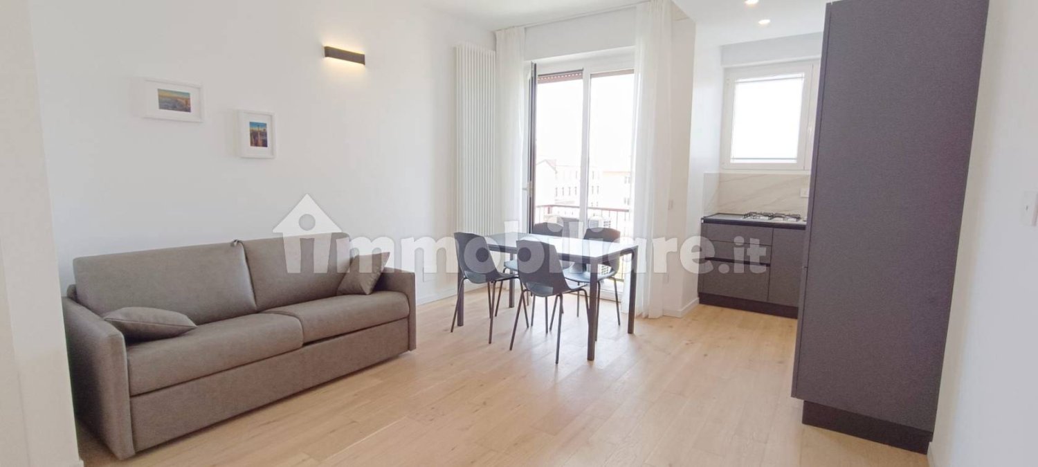 2 Schlafzimmer Wohnung in Milan, Italy, Nr. 346764