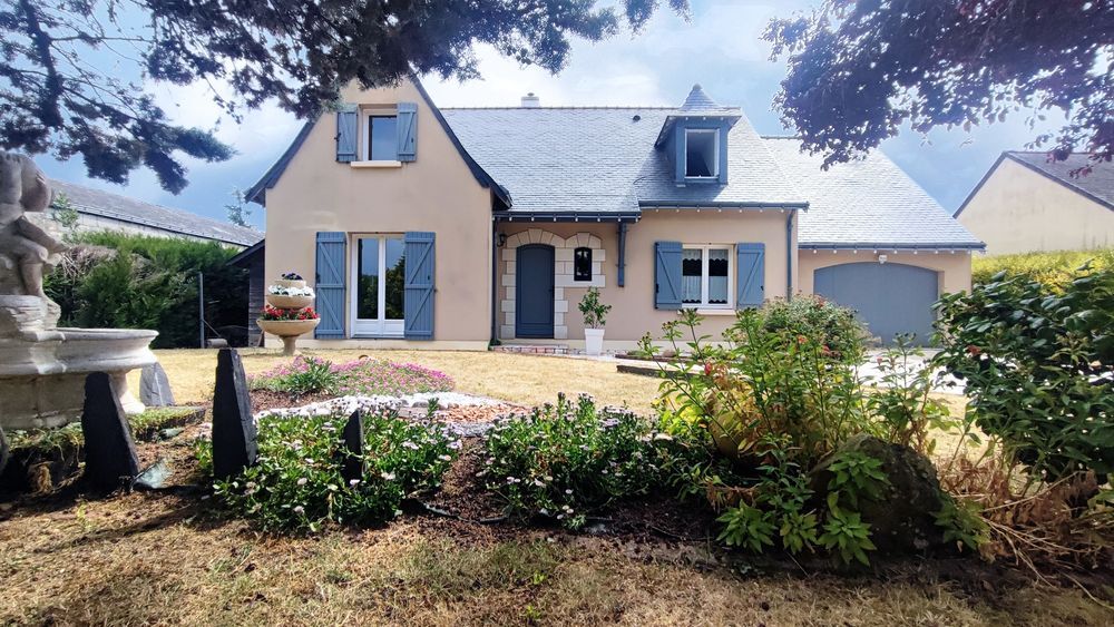 5 bedrooms House in Maine-et-Loire, France No. 317220