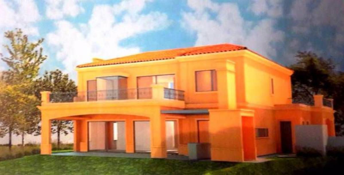 Casa T4 em Tigre, Argentina N.º 2813