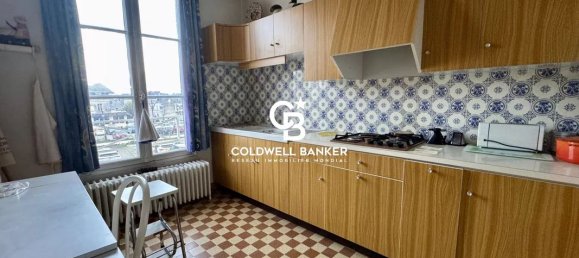 4 Schlafzimmer Haus in Loches, France, Nr. 330052 19