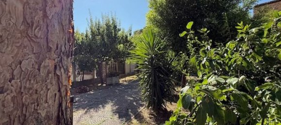 Дом с 7 комнатами в Торре де Пассери, Италия № 283464 34